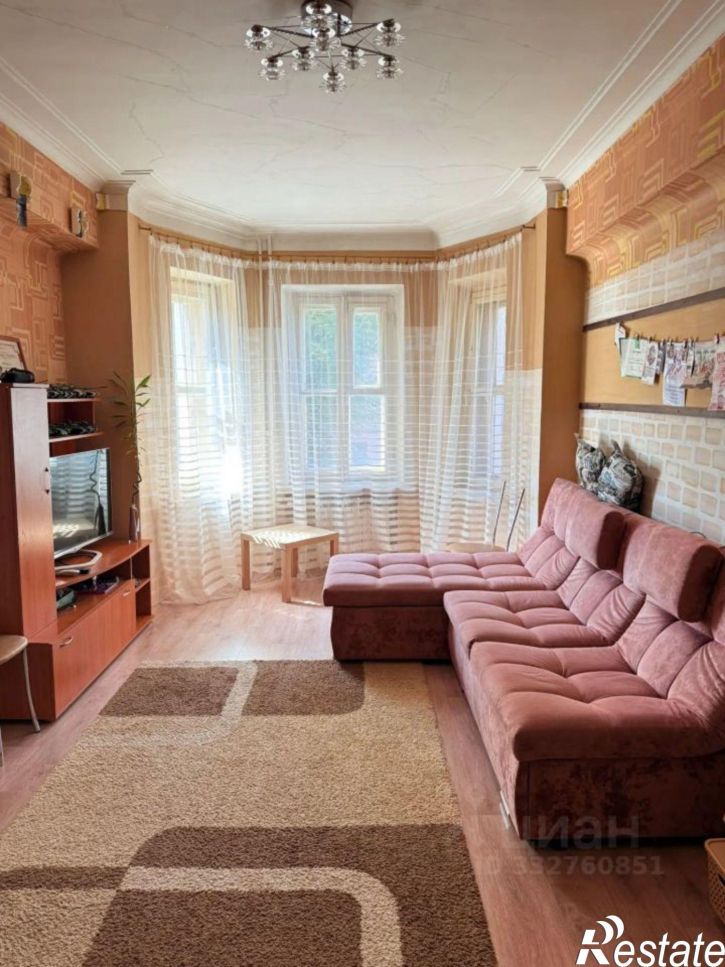 3-комн квартира улица Профинтерна, 10А,  д. 10А
