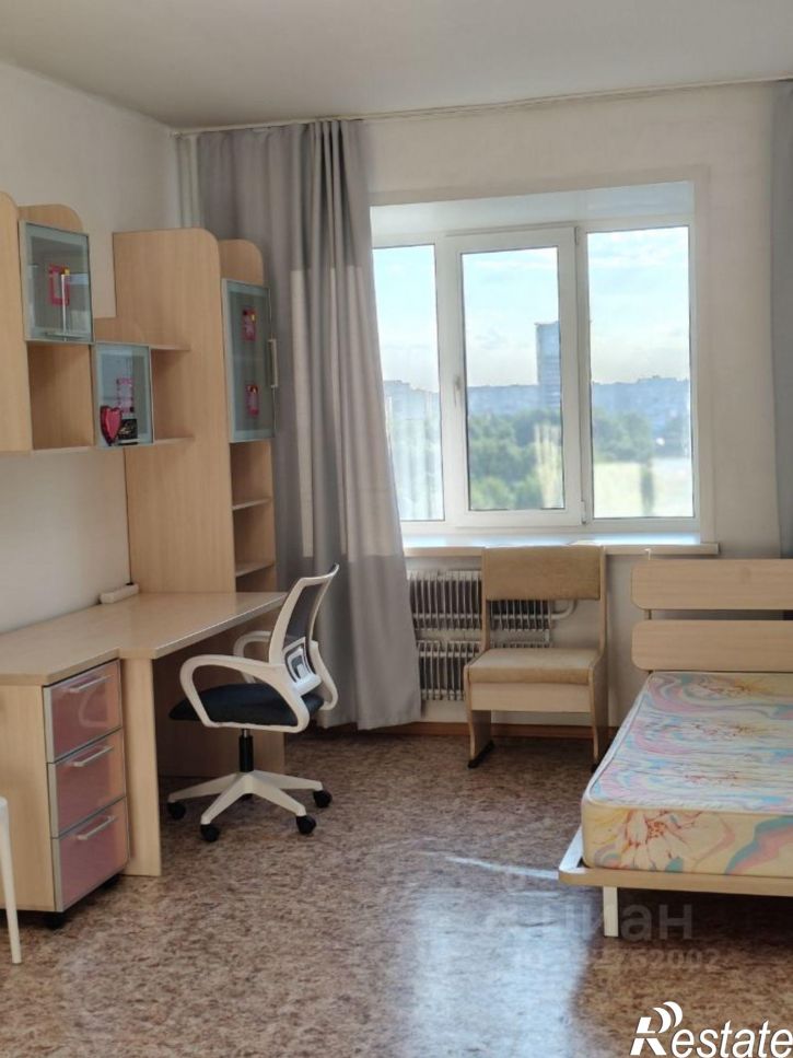 3-комн квартира улица Островского, 68Е,  д. 68Е