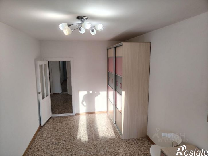 3-комн квартира улица Островского, 68Е,  д. 68Е