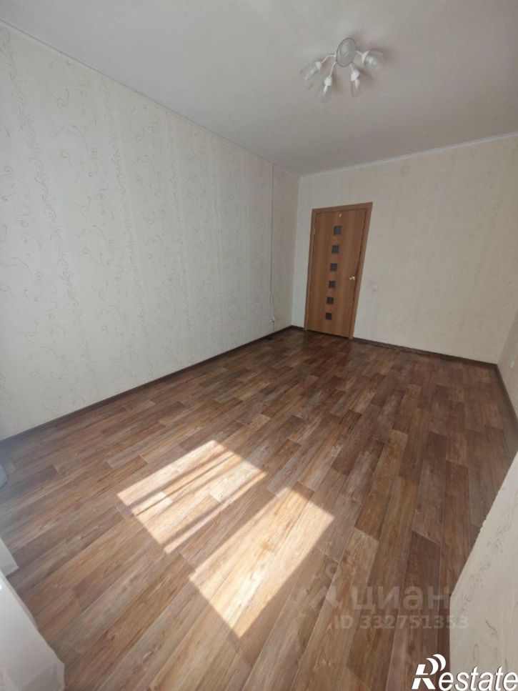 2-комн квартира улица Сергея Ускова, 23,  д. 23