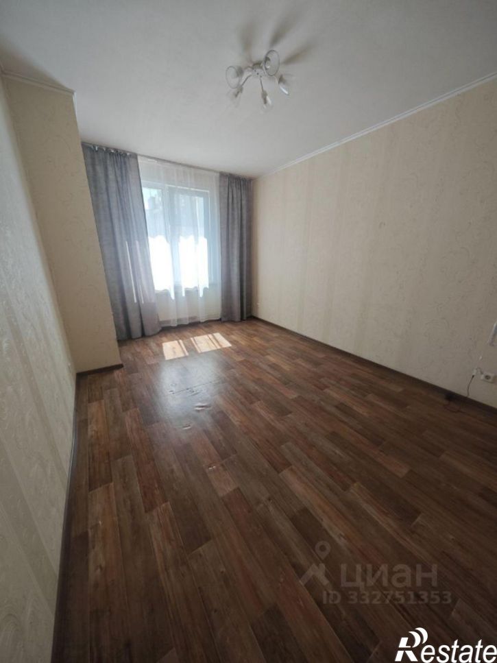 2-комн квартира улица Сергея Ускова, 23,  д. 23