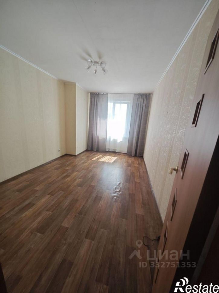 2-комн квартира улица Сергея Ускова, 23,  д. 23