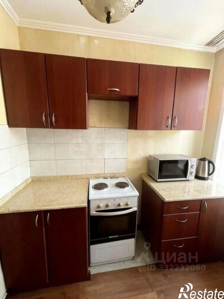 1-комн квартира улица Юрина, 206А,  д. 206А