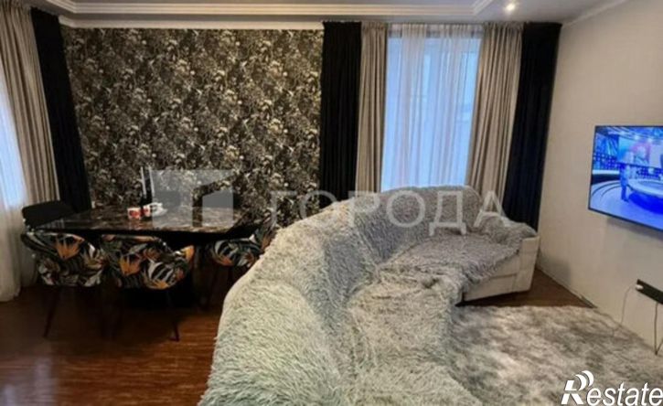 3-комн квартира проспект Калинина, 22,  д. 22