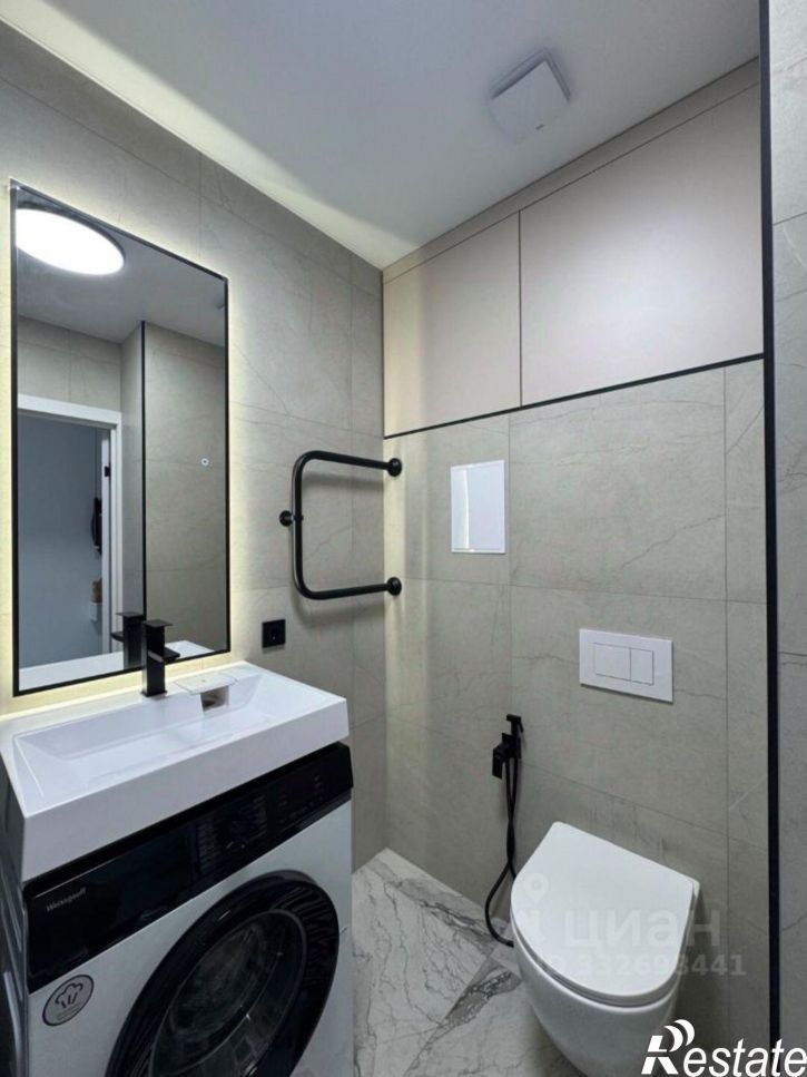 2-комн квартира улица Солнечная Поляна, 94 к2,  д. 94 к2