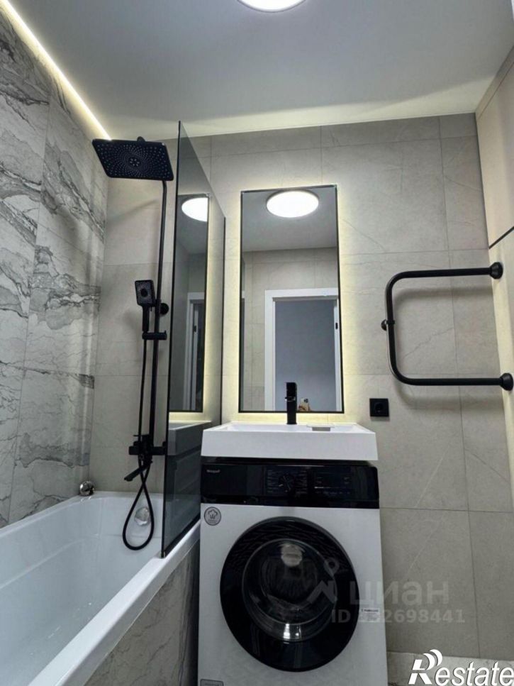 2-комн квартира улица Солнечная Поляна, 94 к2,  д. 94 к2