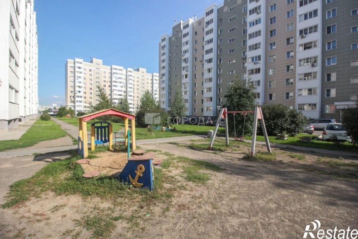 1-комн квартира улица Сергея Ускова, 10,  д. 10
