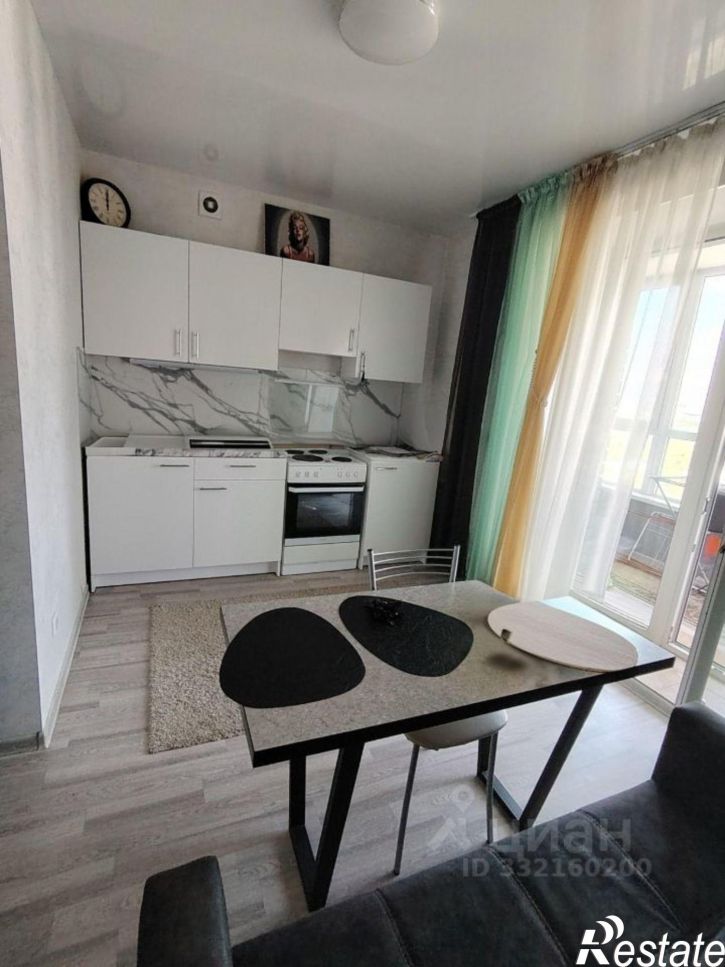 3-комн квартира ул Антона Петрова, 221д,  д. 221д