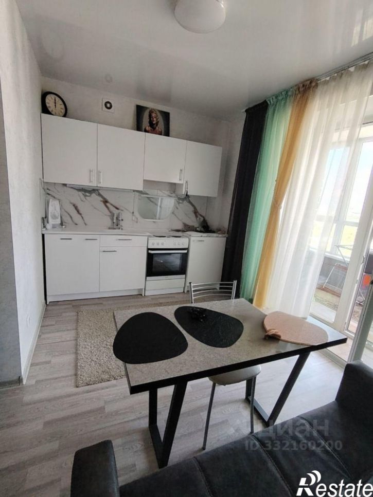 3-комн квартира ул Антона Петрова, 221д,  д. 221д