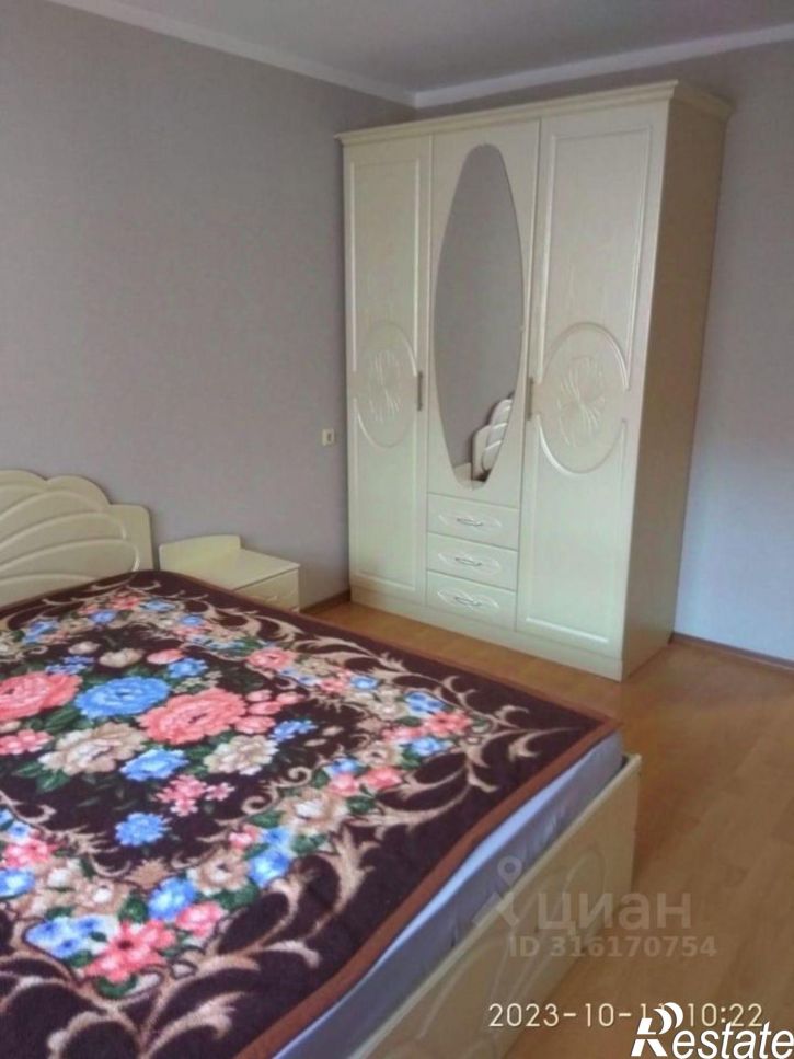 2-комн квартира ул Лазурная, 44,  д. 44