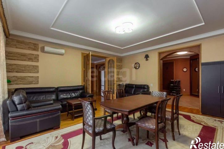 4-комн квартира Социалистический пр-кт, 38,  д. 38