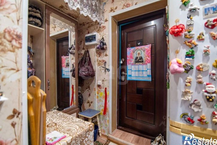 Комната ул Анатолия, 100,  д. 100