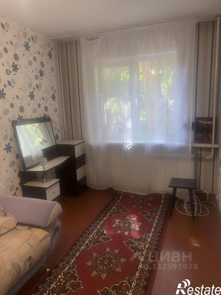 2-комн квартира Молодёжная улица, 62,  д. 62