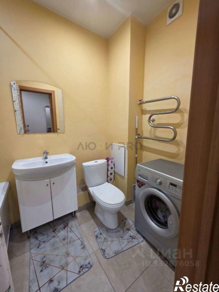 2-комн квартира улица Антона Петрова, 221Г/2,  д. 221Г/2