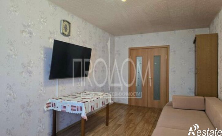 3-комн квартира ул Веры Кащеевой, 15,  д. 15