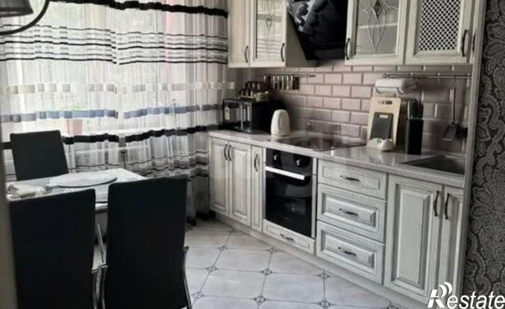 3-комн квартира ул Солнечная Поляна, 35,  д. 35
