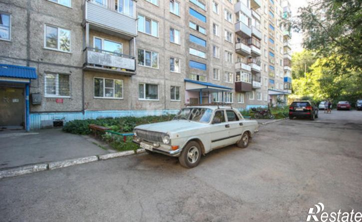 4-комн квартира улица Веры Кащеевой, 13,  д. 13