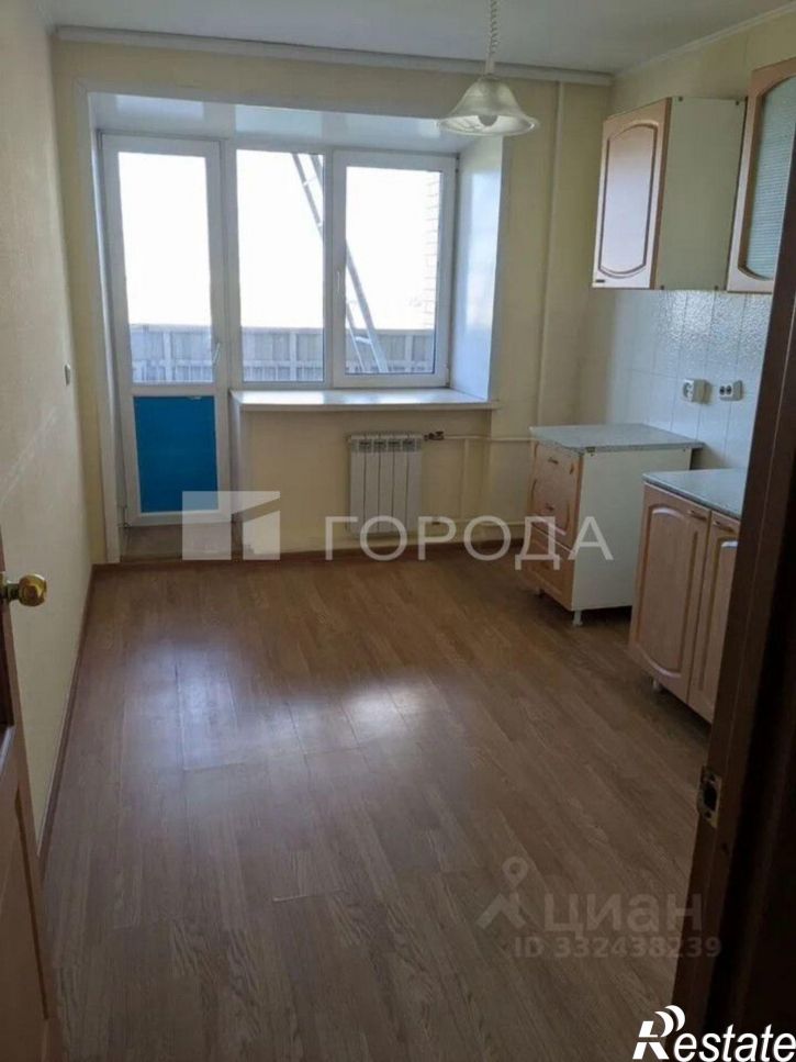 3-комн квартира улица Монтажников, 12,  д. 12
