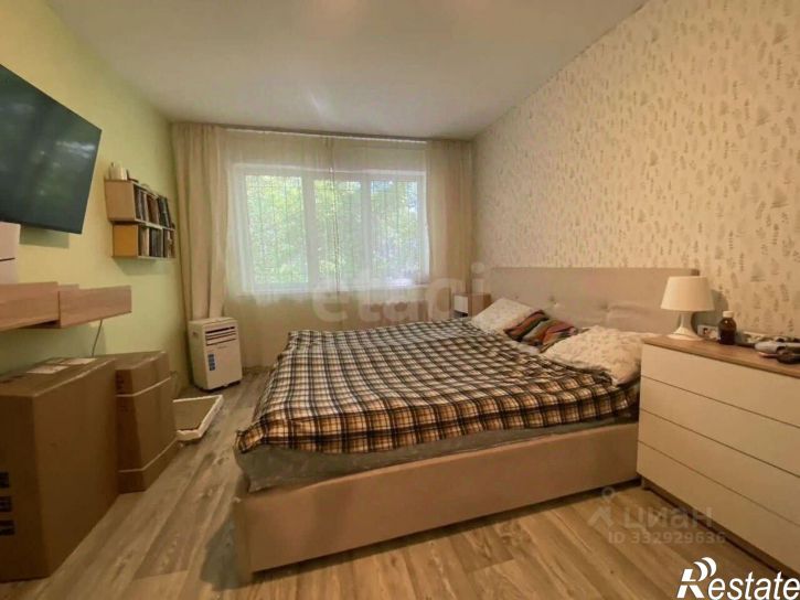 3-комн квартира проспект Строителей, 35,  д. 35