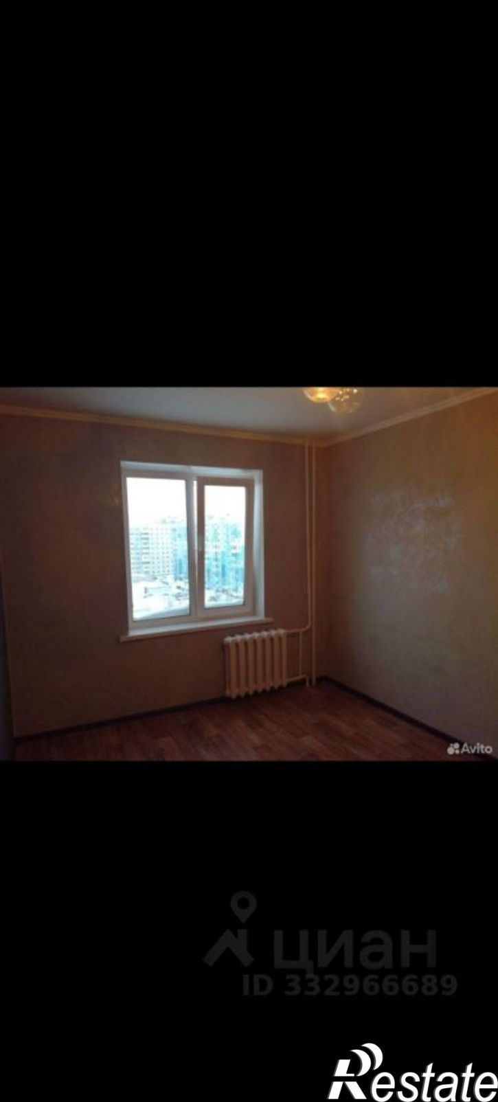 3-комн квартира Лазурная улица, 42,  д. 42