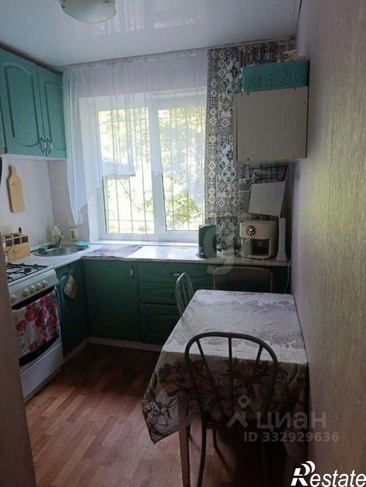 3-комн квартира проспект Строителей, 35,  д. 35