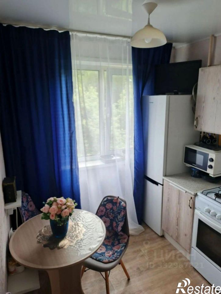 3-комн квартира улица Георгия Исакова, 256,  д. 256