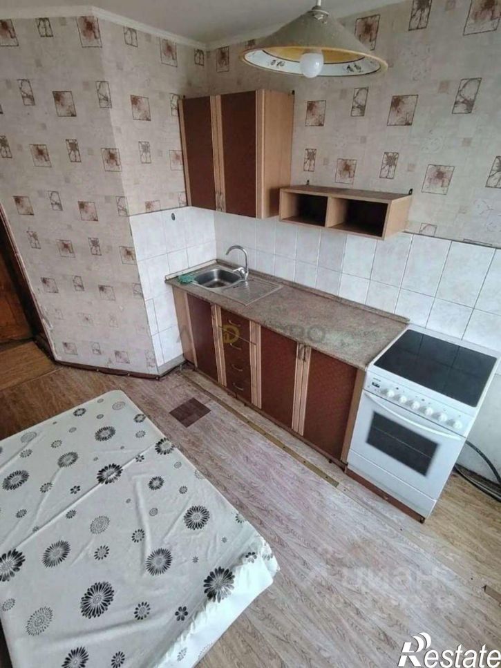 2-комн квартира ул Сухэ-Батора, 10,  д. 10
