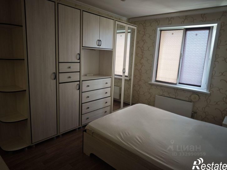2-комн квартира улица Сергея Ускова, 25,  д. 25