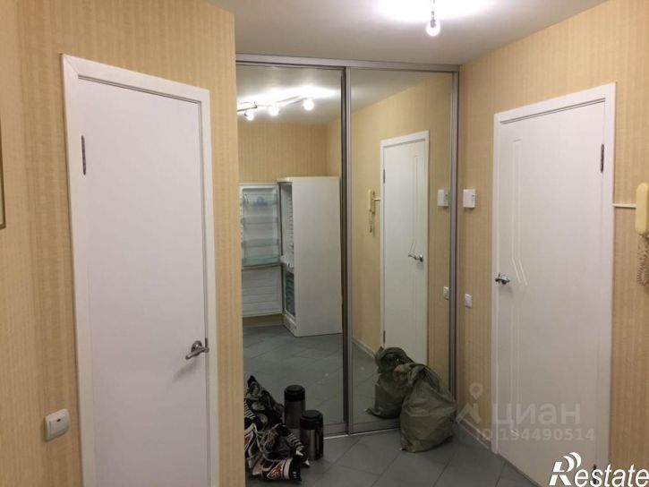 3-комн квартира ул Попова, 98А,  д. 98А