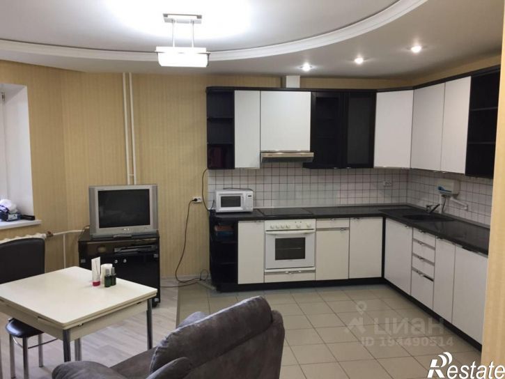 3-комн квартира ул Попова, 98А,  д. 98А