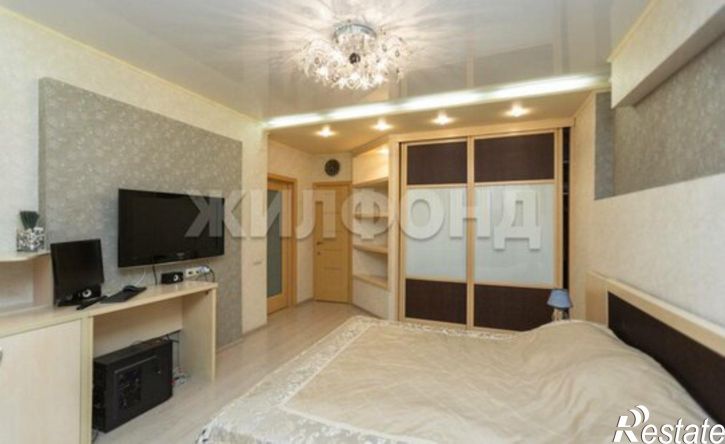 4-комн квартира ул Профинтерна, 38А,  д. 38А