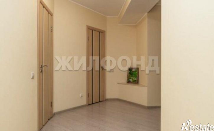 4-комн квартира ул Профинтерна, 38А,  д. 38А
