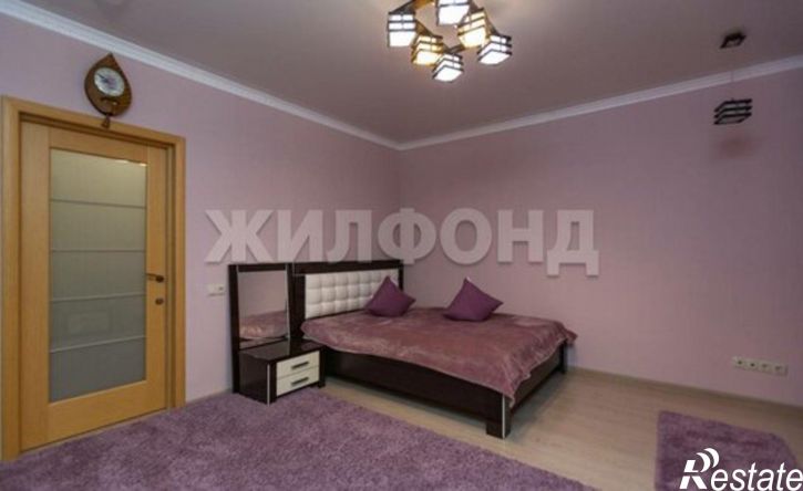 4-комн квартира ул Профинтерна, 38А,  д. 38А