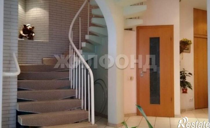 5-комн квартира ул Партизанская, 83,  д. 83