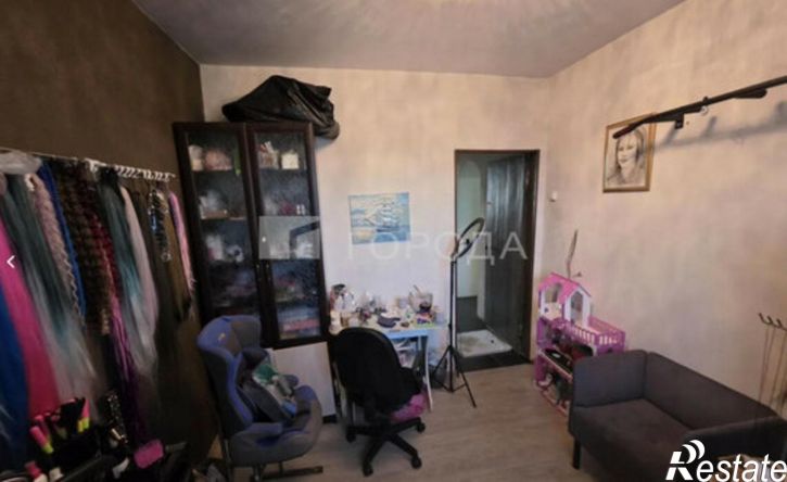 4-комн квартира ул Нахимова, 4,  д. 4
