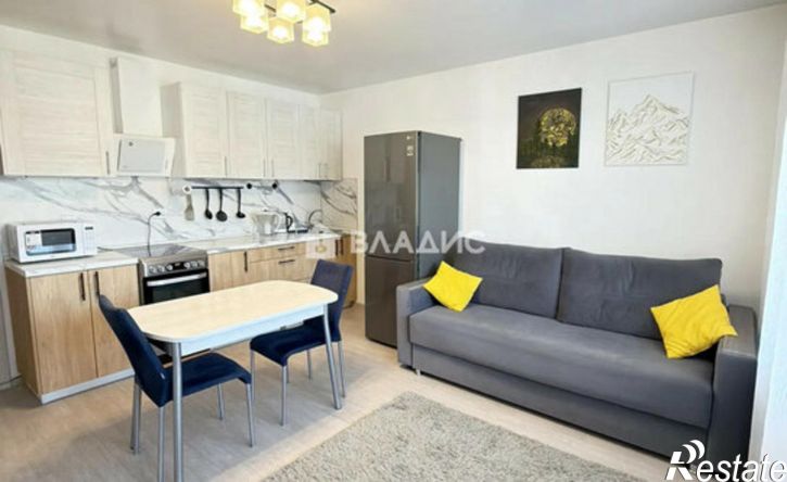 2-комн квартира ул Сергея Семенова, 32,  д. 32