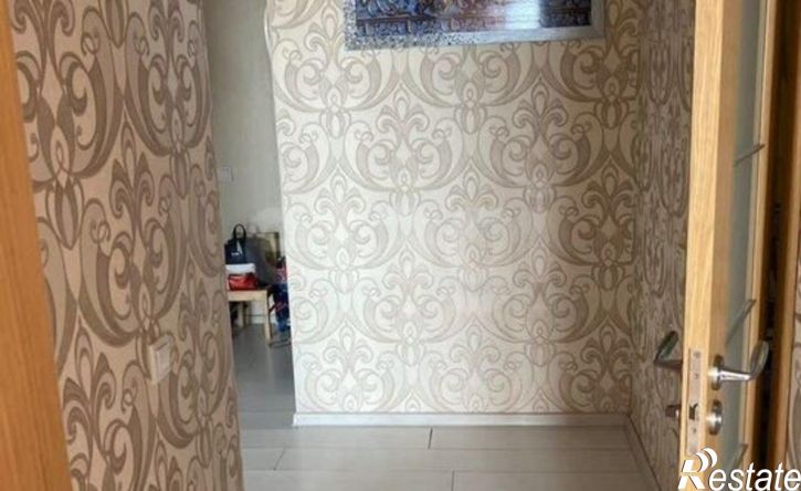 3-комн квартира ул Новгородская, 14,  д. 14