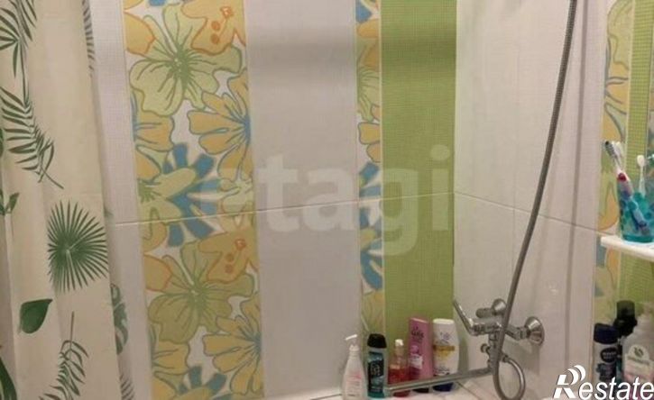 3-комн квартира ул Новгородская, 14,  д. 14