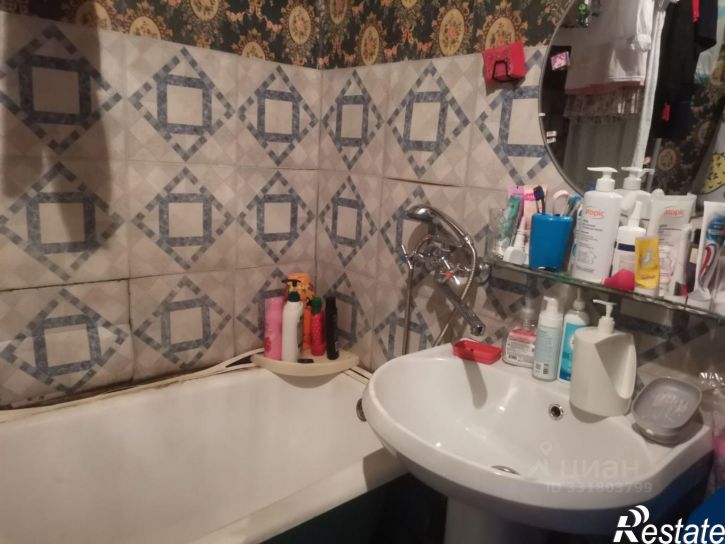 3-комн квартира ул Гущина, 77,  д. 77