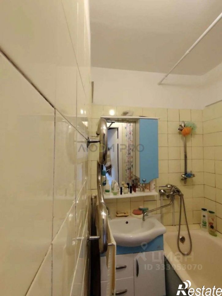 3-комн квартира ул Антона Петрова, 266,  д. 266