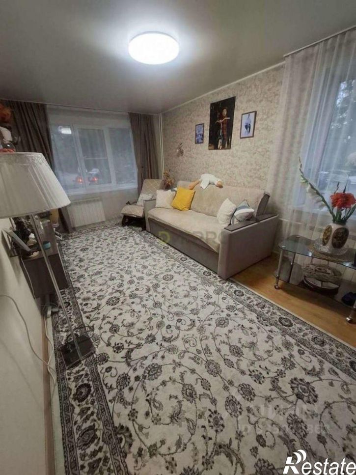 3-комн квартира ул Веры Кащеевой, 13,  д. 13