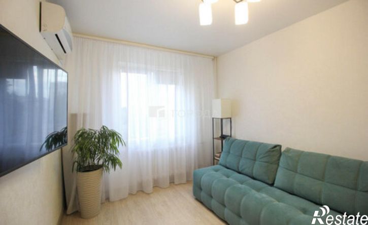 3-комн квартира ул Антона Петрова, 223,  д. 223