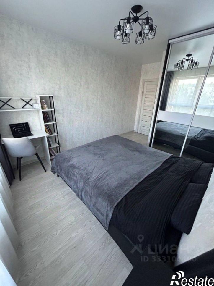 1-комн квартира улица Юрина, 204Ж,  д. 204Ж