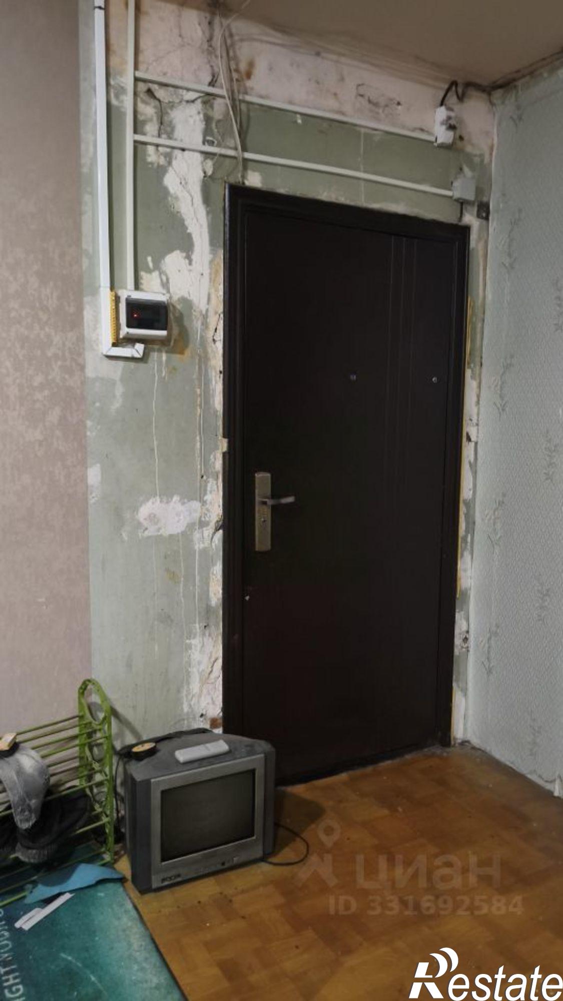 Купить комнату за 950 000 рублей на проспект Коммунаров, 122Б