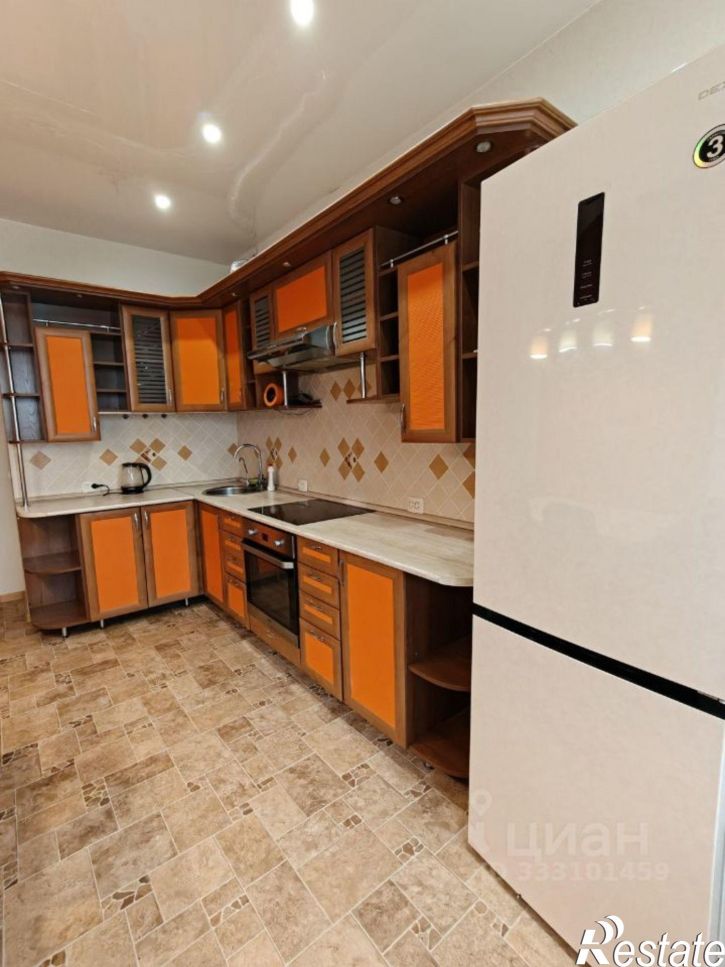 3-комн квартира Новгородская улица, 26,  д. 26