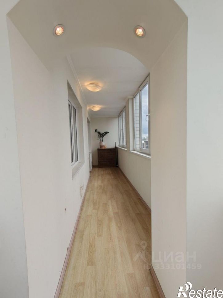3-комн квартира Новгородская улица, 26,  д. 26