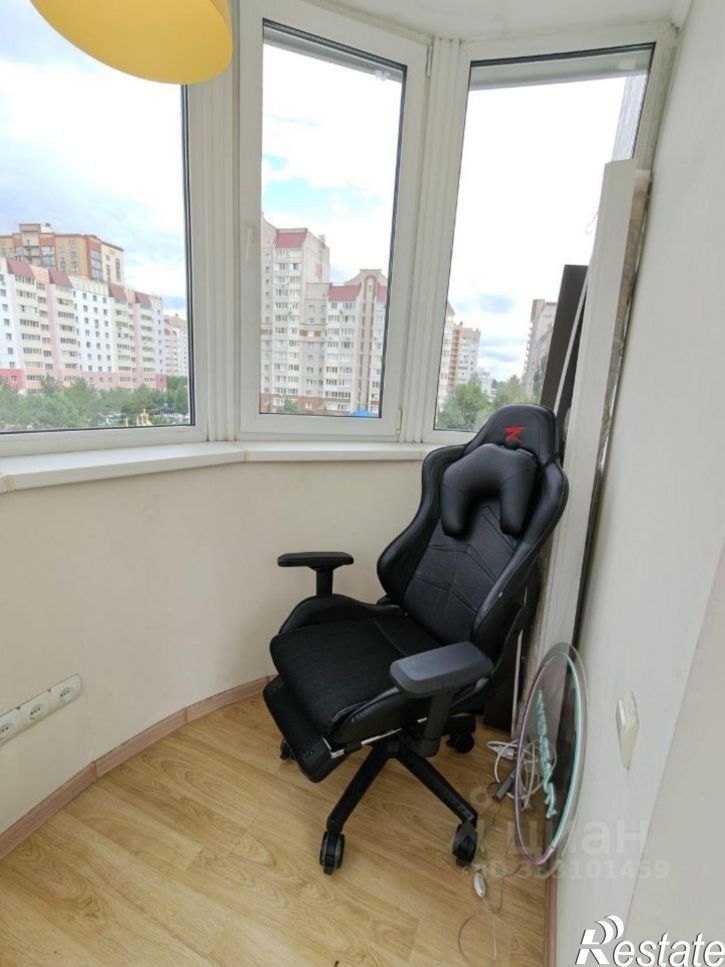 3-комн квартира Новгородская улица, 26,  д. 26