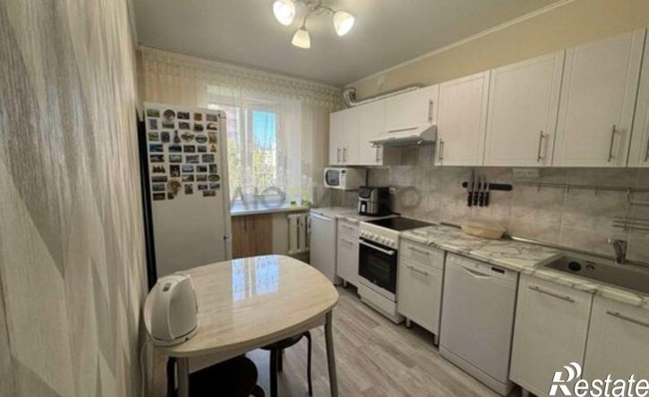 3-комн квартира ул Попова, 135,  д. 135