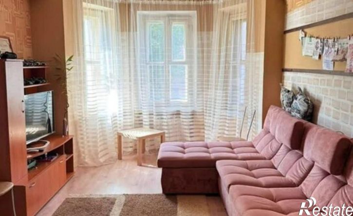 3-комн квартира улица Профинтерна, 10А,  д. 10А