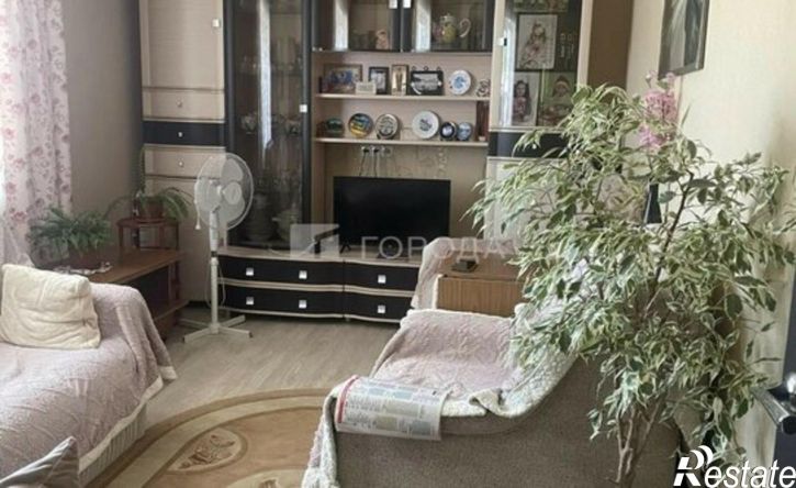 2-комн квартира проспект Космонавтов, 61Е,  д. 61Е